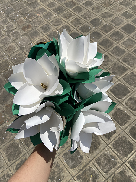 Bouquet de magnolias "France-Maroc" pour une jeune fille