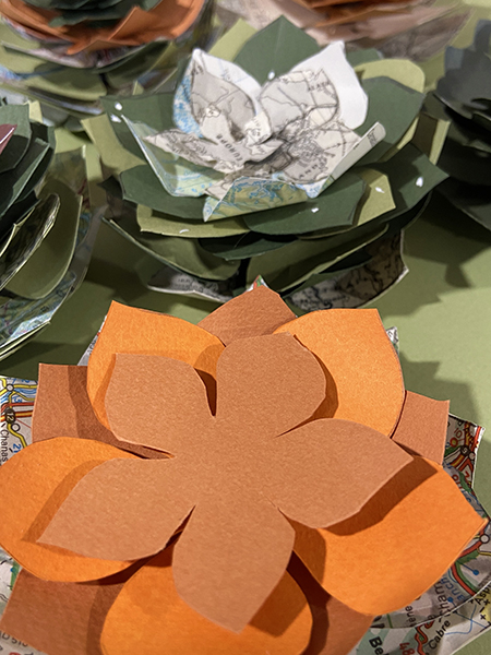 Atelier "Succulentes succulentes", Bigre rencontre 2023, réalisation en cours de montage